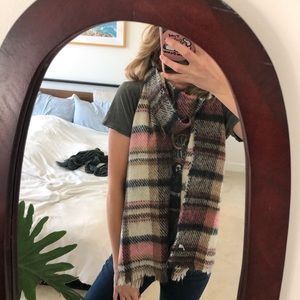Plaid scarf
